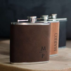 Personalizirane prisrčnice v rjavi in črni barvi